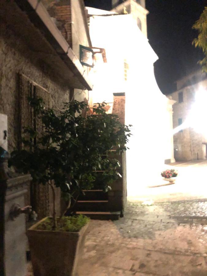 Torretta Del Sordo Lago Di Bolsena Villa Piansano Buitenkant foto